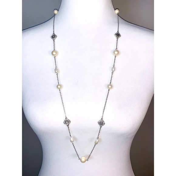 Carolee Jewelry - Carolee Silver Freshwater Pearl Crystal Station Statement Necklace EUC